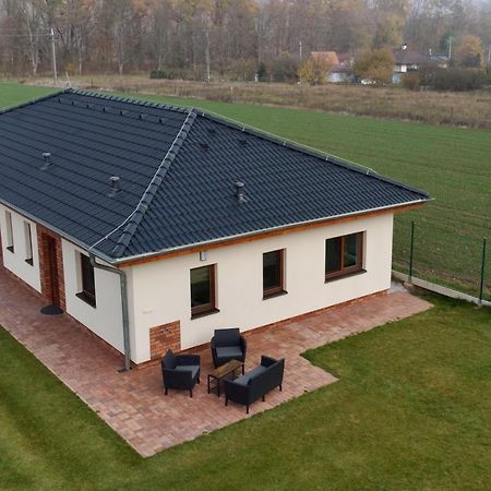 Apartman Uprostred Trojuhelniku Praha - Karlovy Vary - Plzen Kolesovice Dış mekan fotoğraf