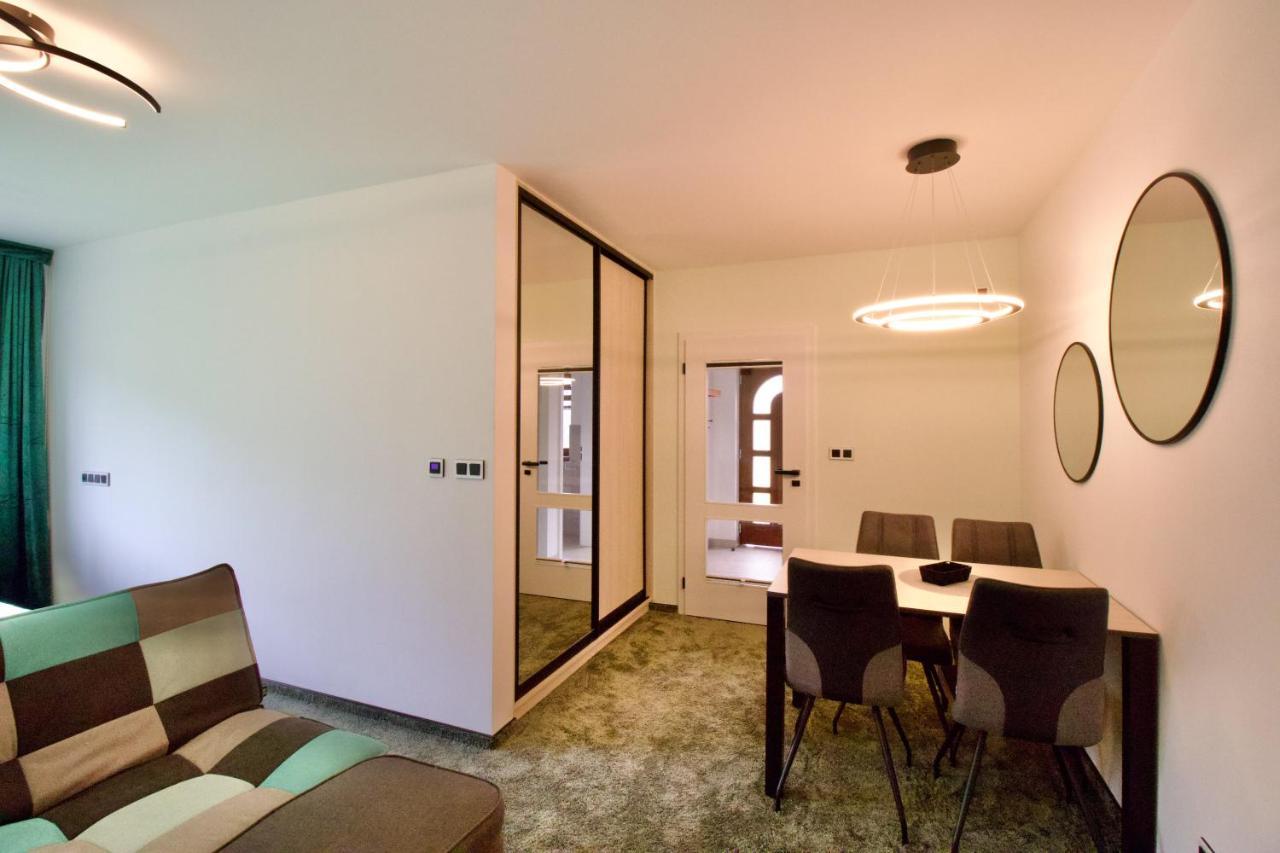 Apartman Uprostred Trojuhelniku Praha - Karlovy Vary - Plzen Kolesovice Dış mekan fotoğraf