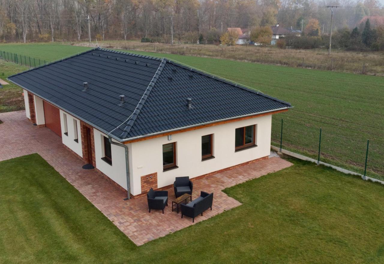 Apartman Uprostred Trojuhelniku Praha - Karlovy Vary - Plzen Kolesovice Dış mekan fotoğraf